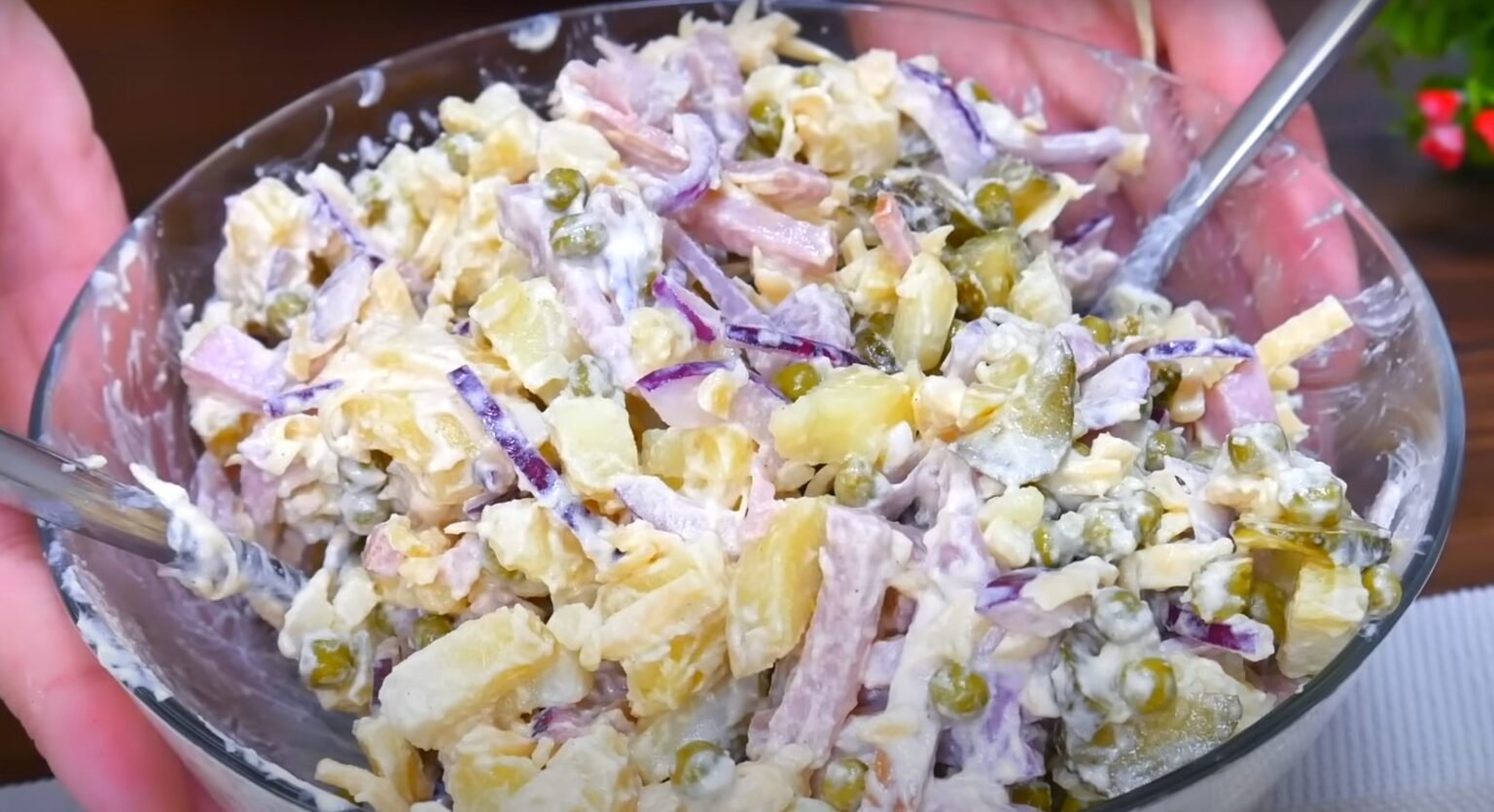 Šią mišrainę visi pirmiausia susiranda ant stalo – net nustebau 😄