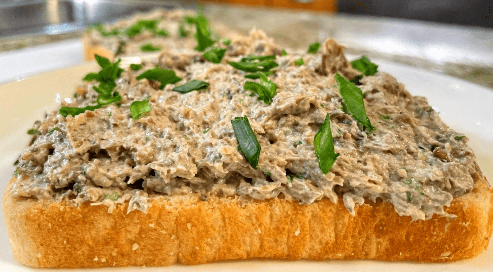 Svečiai jau prie durų? Ši prancūziška užtepėlė išgelbės vakarą per 10 minučių