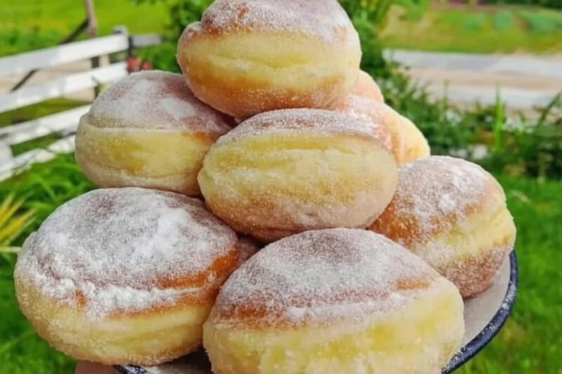 Minkštos naminės spurgos: vaikystės skonis kiekviename kąsnyje