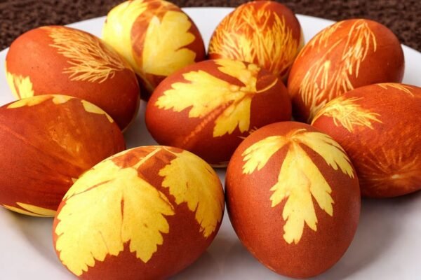 Už centus nudažyti kiaušiniai atrodo kaip iš mugės – visi klausia, kaip padarei