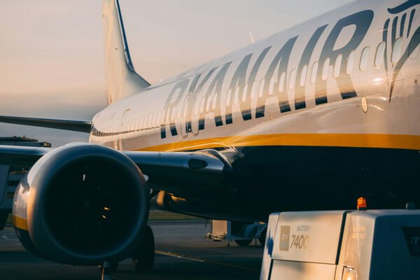 ✈️ „Ryanair“ paskelbė naują išpardavimą: bilietai į Europos miestus – vos nuo 18 €!