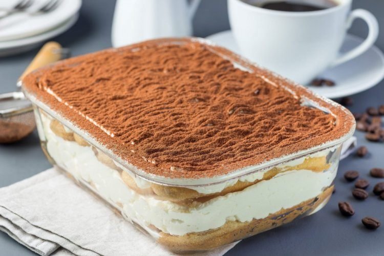 Klasikinis itališkas tiramisu su maskarpone