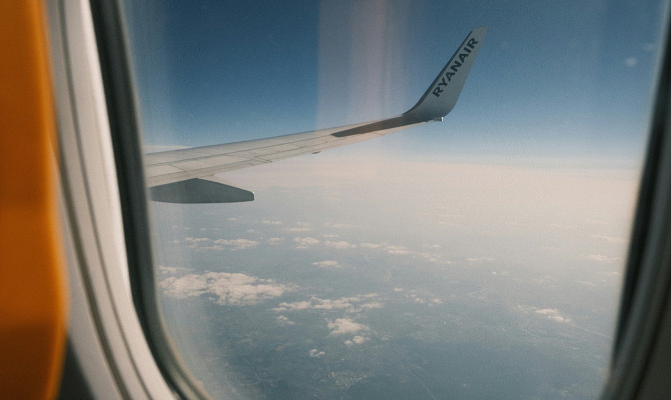 👨‍👩‍👧 Ryanair pagaliau nusileido: šeimos su vaikais sulaukė svarbaus taisyklių pakeitimo