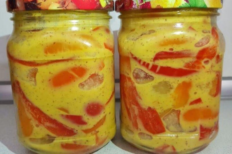 Paprikos garstyčių marinate žiemai