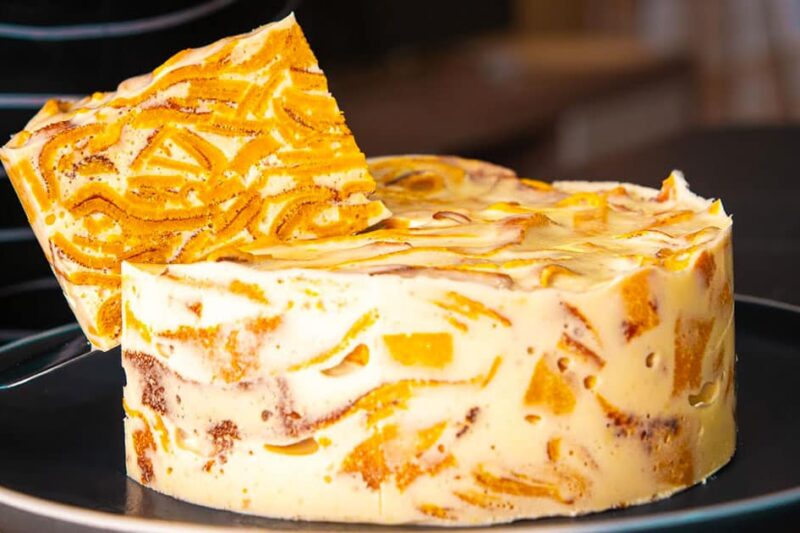 Moliūginių blynelių tortas be orkaitės su grietinės ir želatinos kremu
